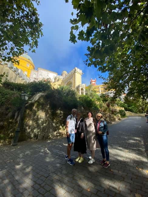 Lisbon: Sintra Tour with Pena Palace and Quinta da Regaleira - Estoril and the ride back to Lisbon