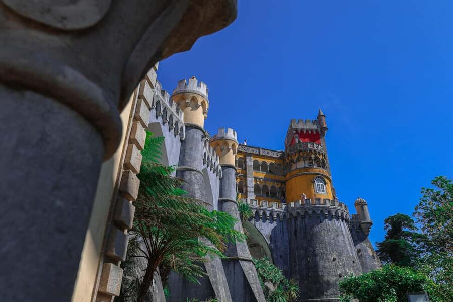 Lisbon: Small-Group Sintra, Pena Palace, Cascais, & Belém - Why this nine-hour route works