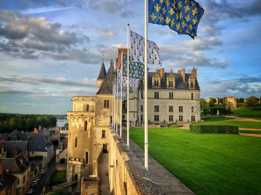 Loire Valley: Château Royal d'Amboise Entrance Ticket - Timing, access, and practical planning