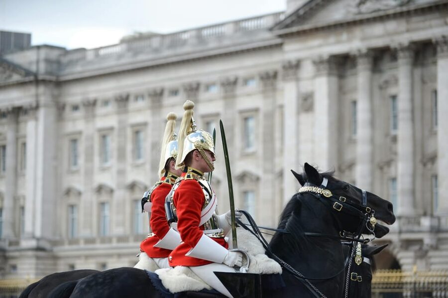 London: Buckingham Palace and Changing of the Guards Tour - Key points to know before booking