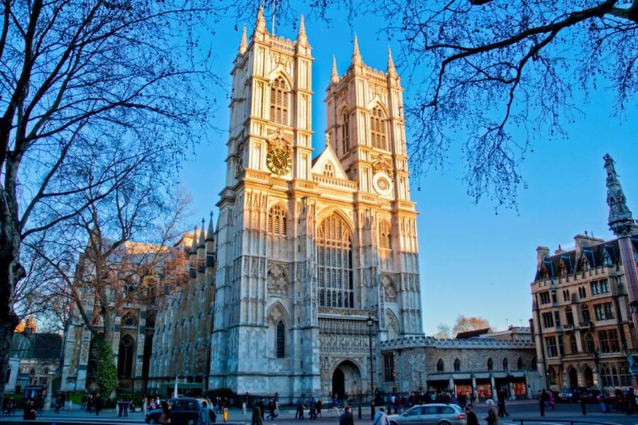 London: Buckingham Palace & Big Ben & Abbey Private Tour - Timing, walking, and what to bring