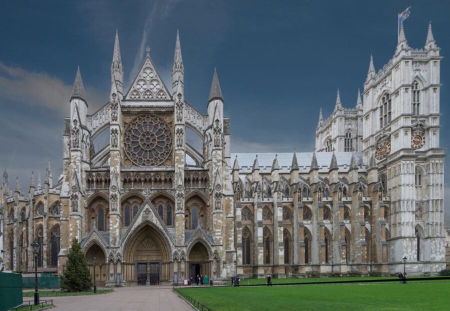 London: Buckingham Palace & Big Ben & Abbey Private Tour - Starting at The Ritz and heading through Green Park