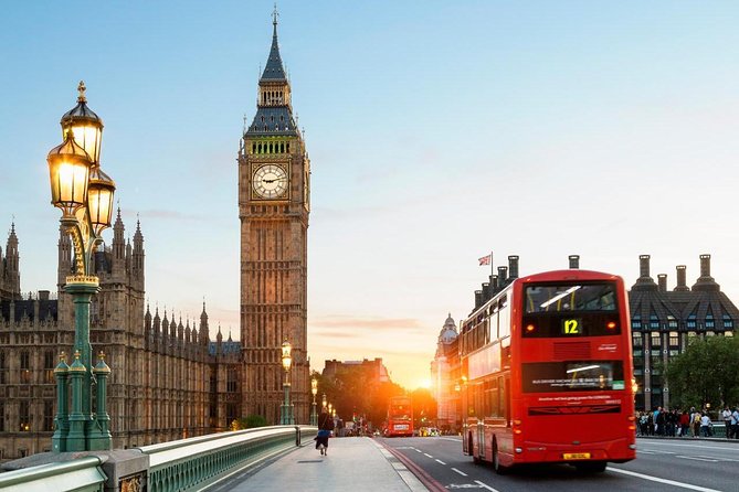 London: Buckingham Palace & Big Ben (& Westminster Abbey entry) - Horse Guards Parade and the ceremonial side of Whitehall