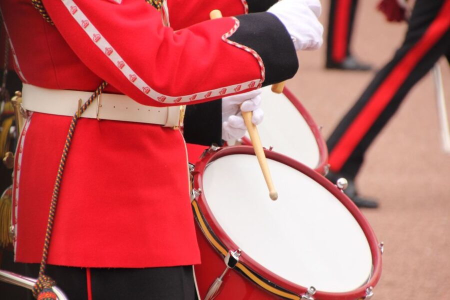 London: Buckingham Palace & Changing of the Guard Experience - Who should choose this experience?