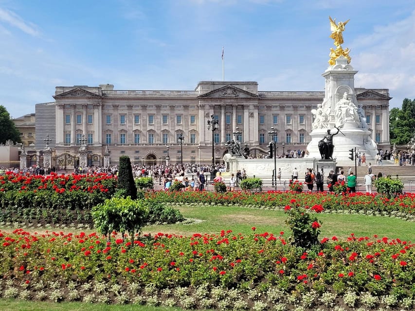London: Buckingham Palace State Rooms & Royal Walking Tour - Entering Buckingham Palace’s State Rooms