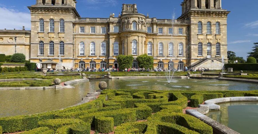 London: Cream Tea at Blenheim Palace & the Cotswolds Tour - The coach ride, guides, and daily pace