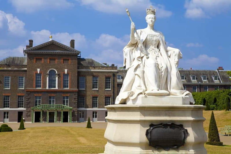 London: VIP Kensington Palace Gardens Tour & Royal High Tea - Who will enjoy this experience most?