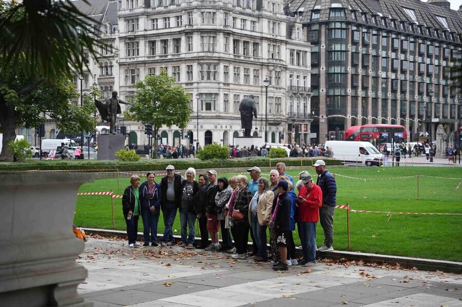 London: Westminster Abbey, Big Ben, Buckingham Palace Tour - Who should book this Westminster tour?