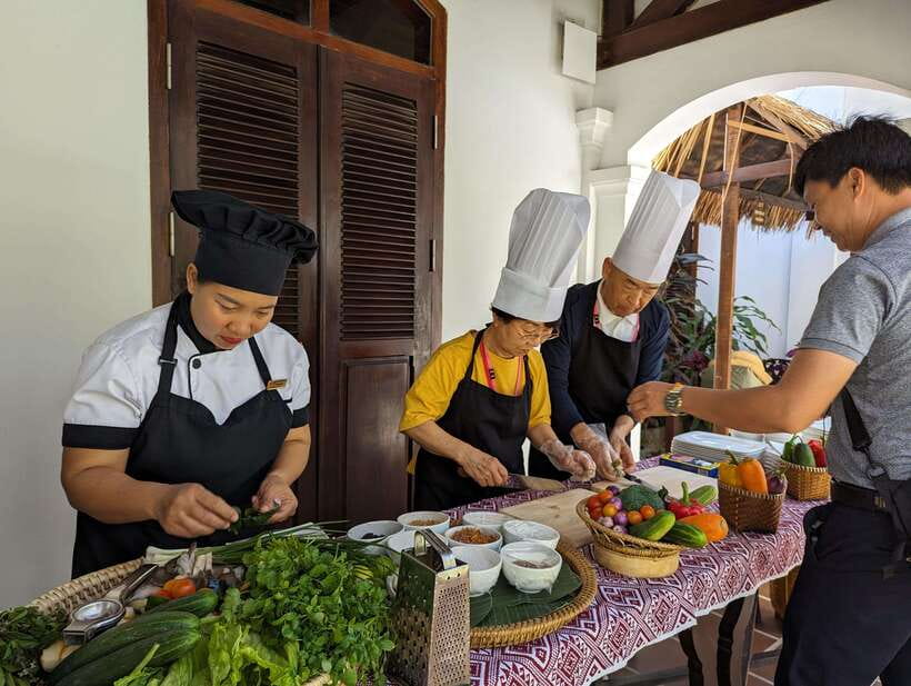 Luang Prabang: Cooking Class at the Former Royal Palace - Should you book this Luang Prabang cooking class?