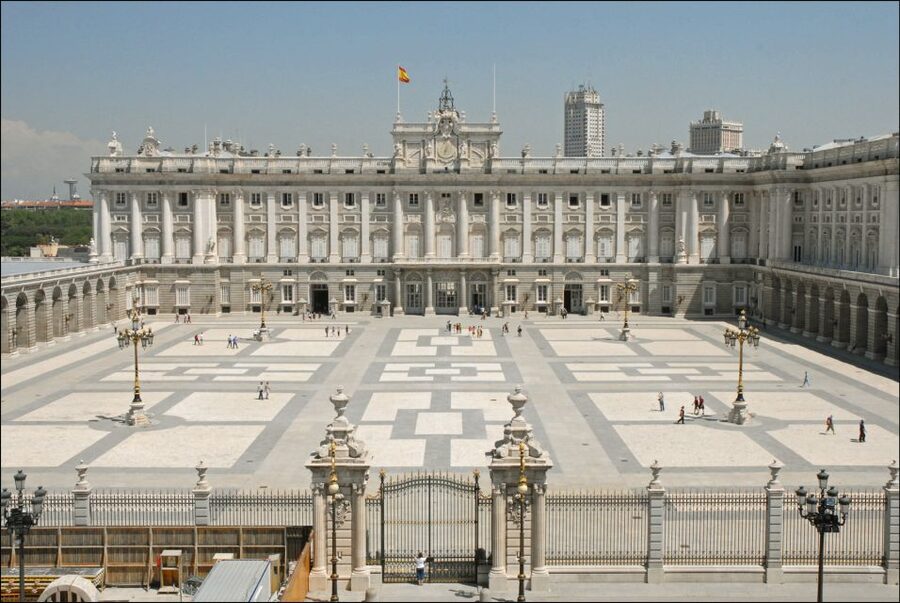 Madrid: Guided Tour of Prado Museum and Royal Palace - How much value do you get for $74?