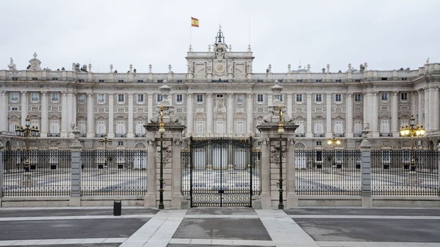 Madrid: Guided Tour of Prado Museum and Royal Palace - Practical details that can affect your day