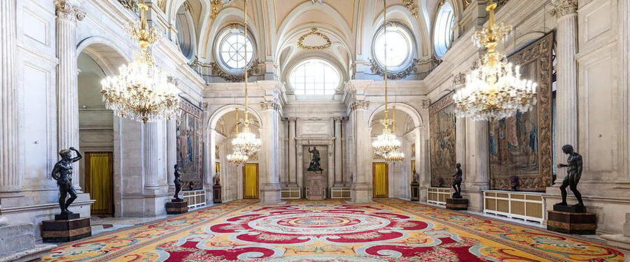 Madrid: Guided Tour of the Royal Palace with Fast Access - Key points at a glance