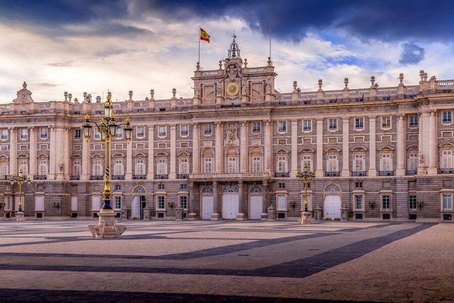 Madrid: Guided Visit to the Royal Palace - Is the Royal Palace worth prioritizing?