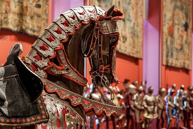 Madrid Old Town & Royal Palace Walking Tour Skip the Line Ticket - Mercado de San Miguel and the taste of Spain