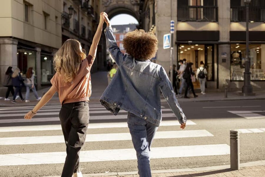 Madrid: Plaza Mayor & Royal Palace Photoshoot - How the photographer shapes the experience