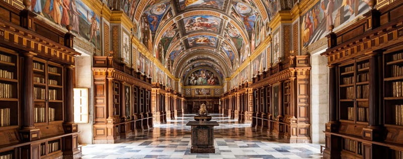 Madrid: Royal Palace Expert Guided Tour with Skip-the-Line - Private Royal Apartments add a more personal angle