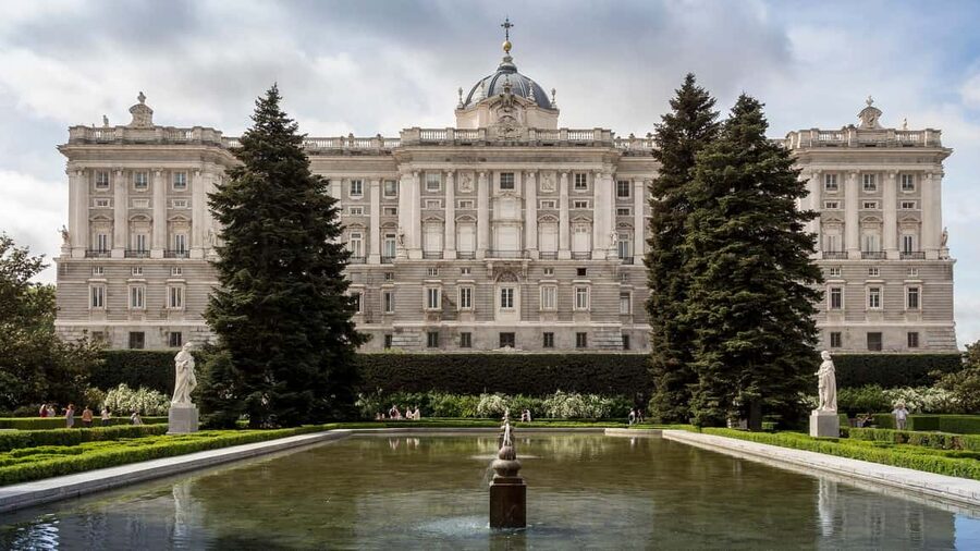 Madrid: Royal Palace Guided Tour with Admission - Key points to know before you book
