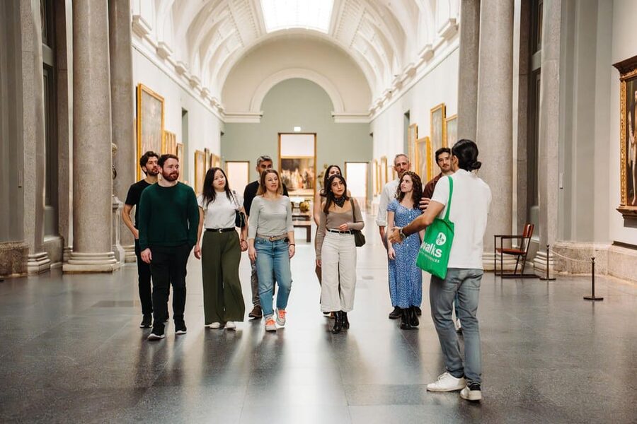 Madrid: Royal Palace, Prado Museum & Historic Center Tour - Key points to know before booking