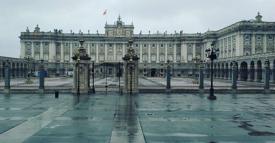 Madrid: Royal Palace & Prado Museum Private Tour - Entering the Royal Palace of Madrid