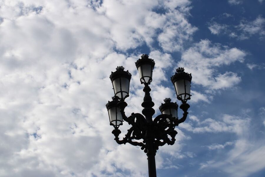 Madrid: Royal Palace Private Tour with Entry Ticket - Meeting at Plaza de la Armeria