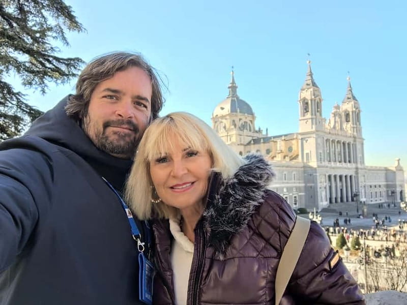 Madrid: Royal Palace Private Tour with Tickets - Inside the opulent royal rooms