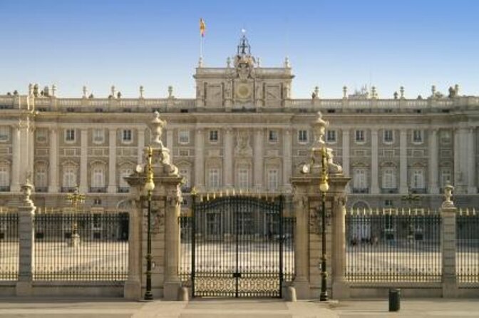 Madrid Royal Palace Professional Guided Tour with Skip the Line - Key points to know before you book