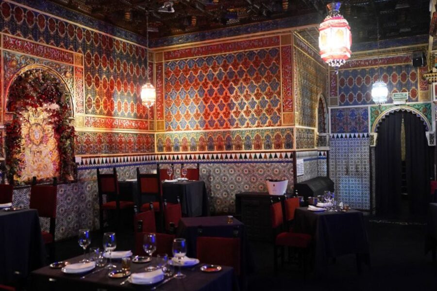 Madrid: Royal Palace Tour, Flamenco Show, & Tapas with Drink - Tapas, Wine, And A Simple Dinner Option