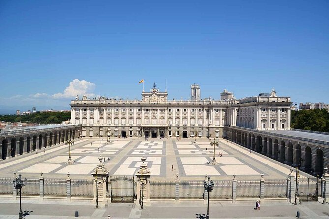 Madrid's Royal Palace & Prado Museum Private Walking Tour - A pause at the Congress of Deputies