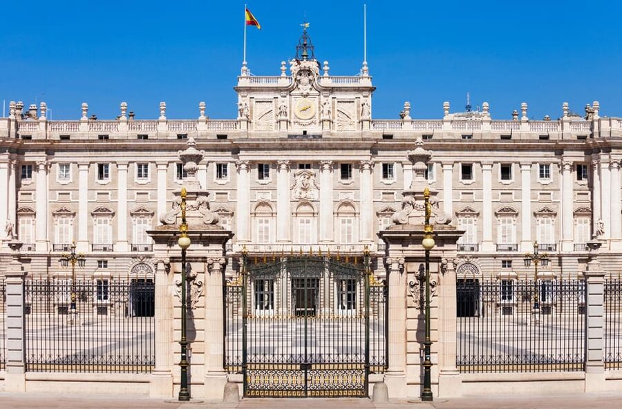 Madrid: The Royal Palace Skip-the-line Guided Tour - The Throne Room and Hall of Mirrors