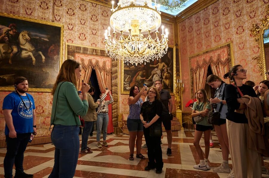 Madrid: The Royal Palace Skip-the-line Guided Tour - Royal Apartments, art, and royal objects