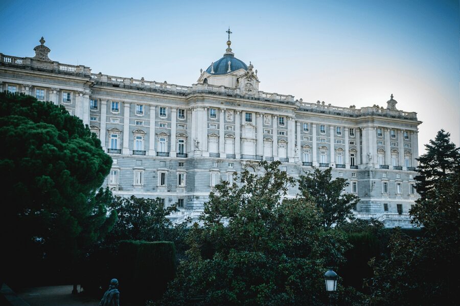 Madrid: The Royal Palace Skip-the-line Guided Tour - How to make the visit go smoothly