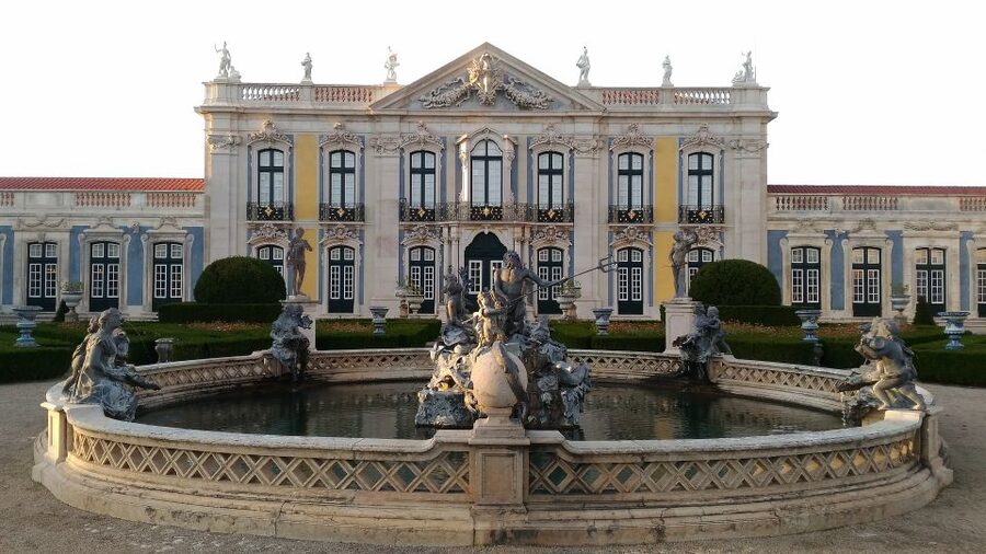Mafra Convent, Queluz Palace & Ericeira Tour from Lisbon - Pickup, timing, and what to bring