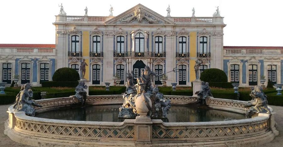 Mafra Convent, Queluz Palace & Ericeira Tour from Lisbon - Queluz Palace and its French-style gardens
