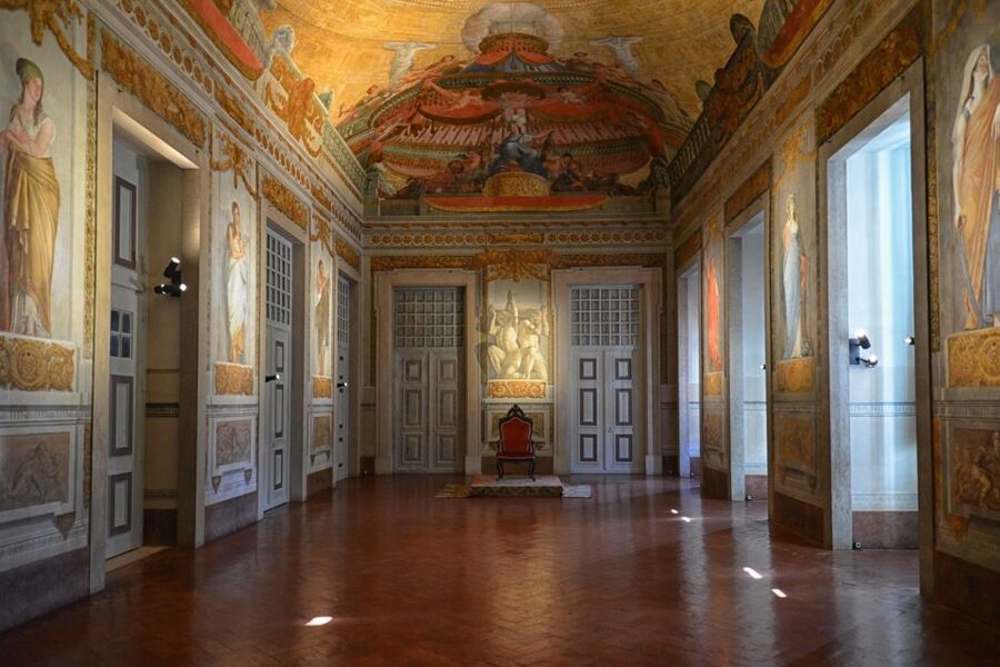 Mafra: National Palace of Mafra Entry Ticket - Who should buy this ticket?
