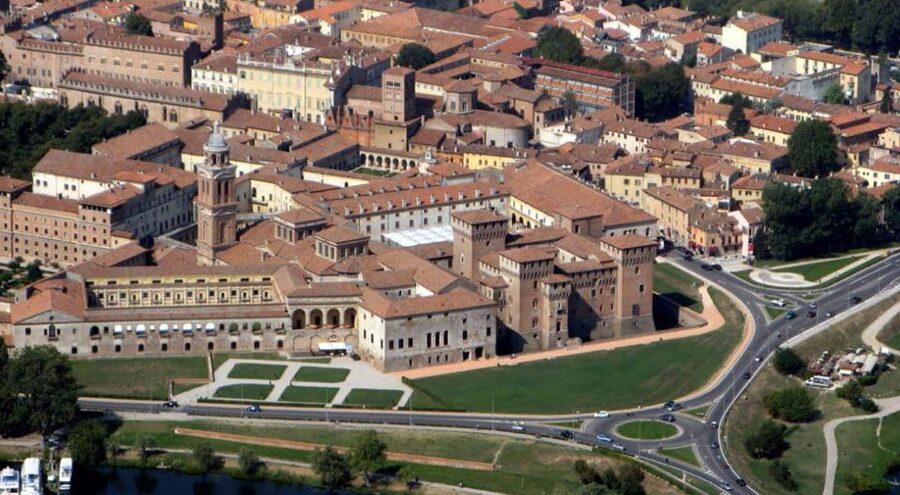 Mantova City Center and Ducal Palace: 3-Hour Guided Tour - Mantegna’s Wedding Room