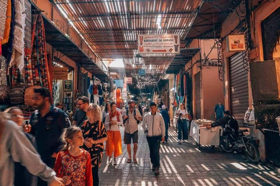 Marrakech: Bahia Palace, Saadian Tombs & Medina Walking Tour - Jemaa el-Fna closes the route with city energy