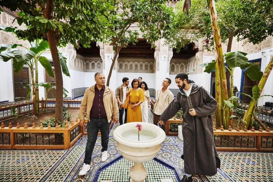 Marrakech: Bahia Palace, Saadian Tombs & Top Highlights Tour - Bab Agnaou and the old city walls