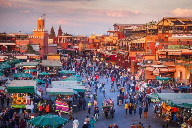 Marrakech City Tour: Souks, Palaces & Hidden Gems - The guide can make or break the day