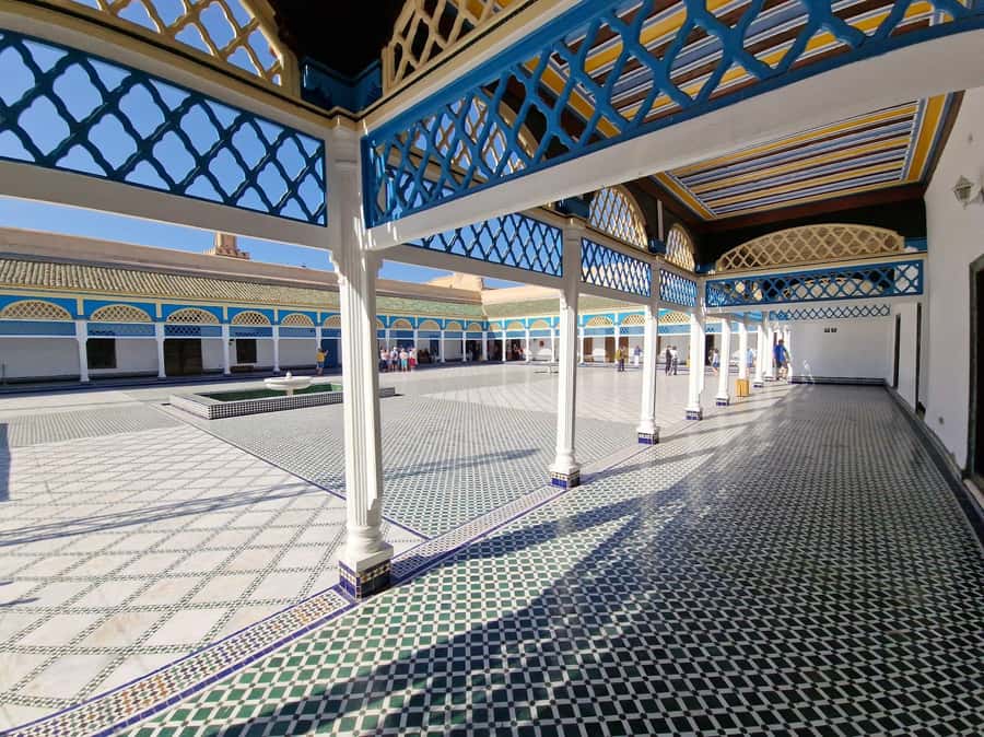 Marrakech: Saadian Tombs, Bahia Palace, Medina and Souk Tour - Why this Marrakech walking tour works