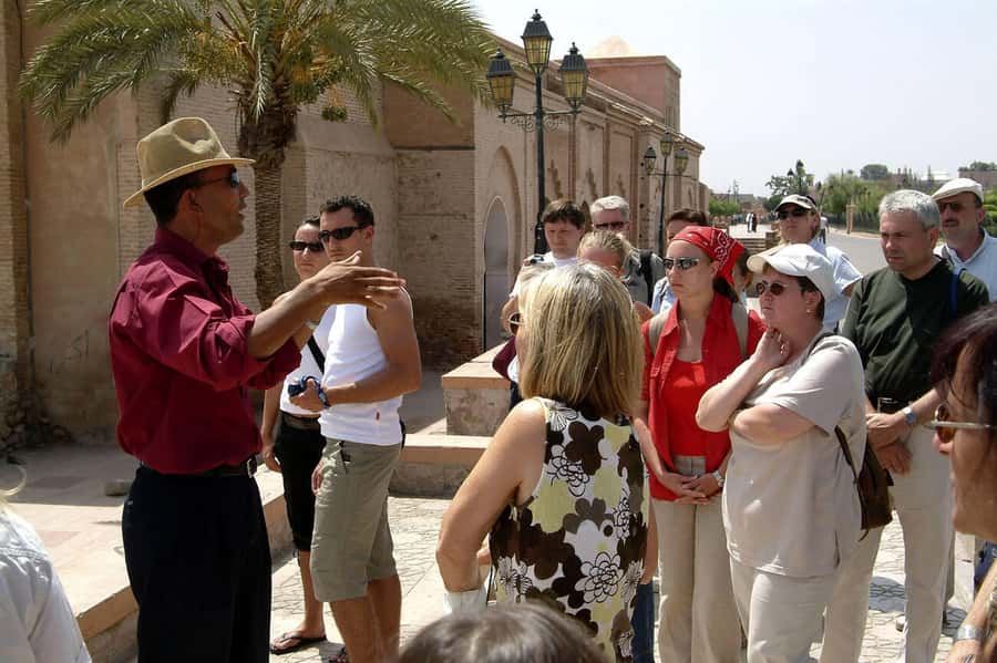 Marrakech: Saadian Tombs, Bahia Palace, Medina and Souk Tour - Koutoubia Mosque and the city skyline