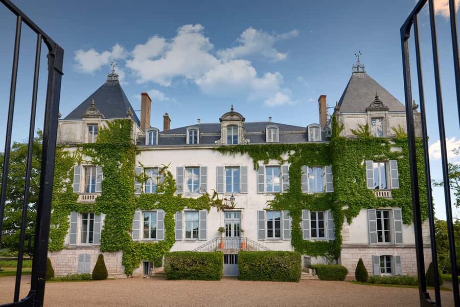 Mercurey: Château de Chamirey 4x4 getaway and tasting - What happens during the two-hour visit