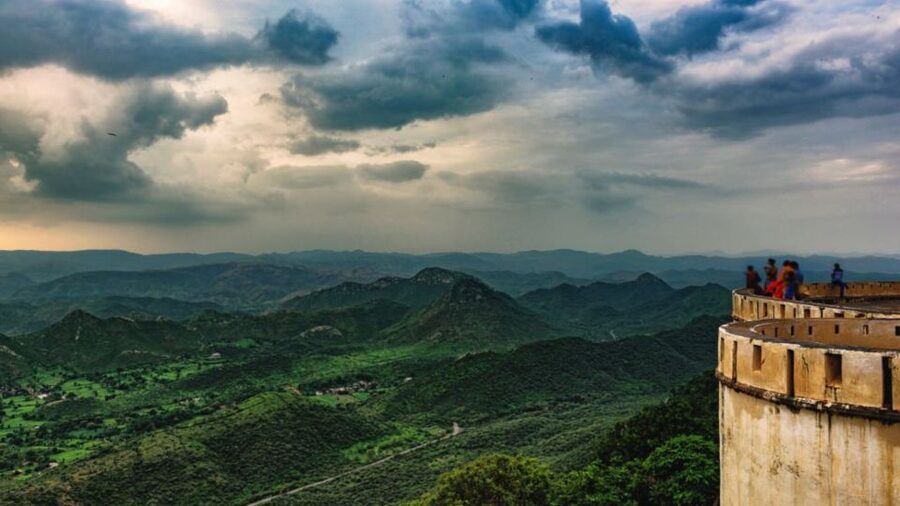 Monsoon Palace (Sajjangarh) E-bike Trail - Timing, Weather, and What to Bring