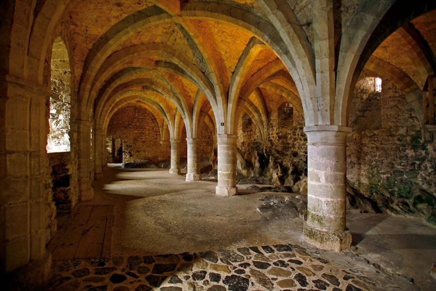 Montreux: Chateau Chillon Entrance Ticket - Parking and arrival details