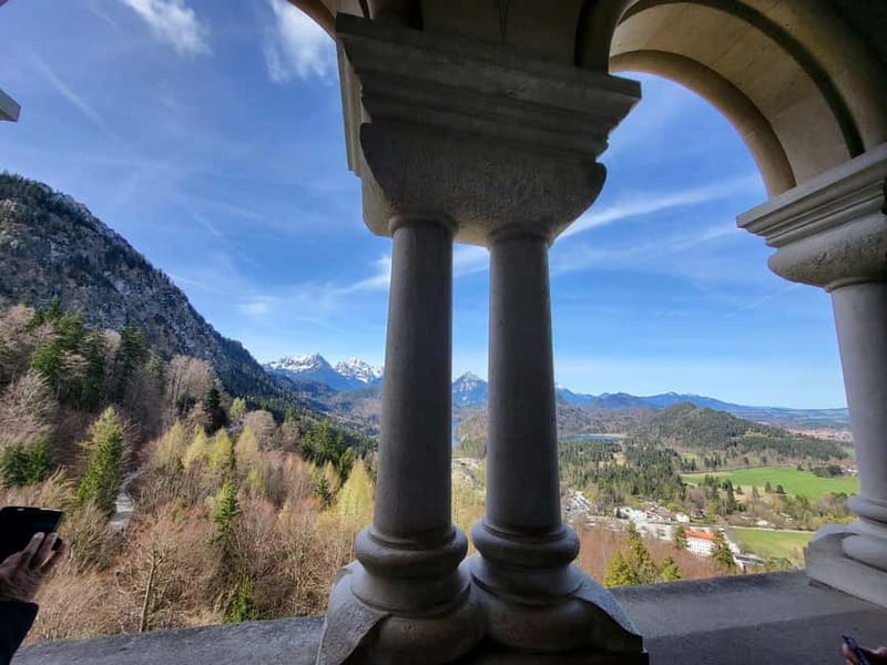 Munich: Neuschwanstein Castle and Linderhof Palace Day Trip - Who will like this day trip most