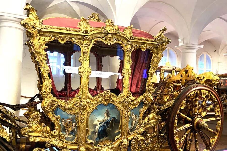Munich Nymphenburg Palace & Carriage Museum Fast-Track Tour - The palace park: a seasonal bonus