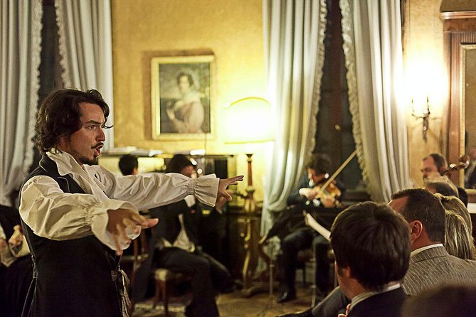 Musica a Palazzo 'Traveling Opera' Performance in Venice - Comfort, temperature, and seating
