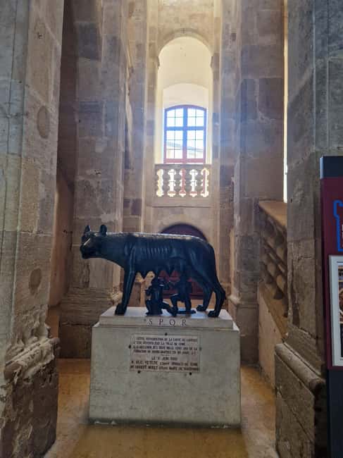 Narbonne: visit the Archbishops' Palace and Cathedral - What the $23 price really covers