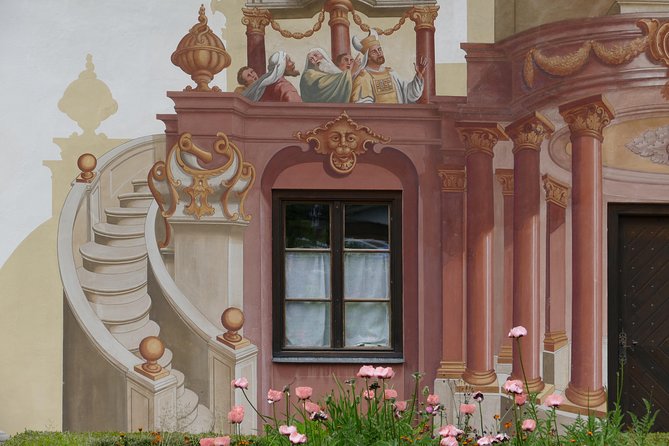 Neuschwanstein Castle and Linderhof Palace Day Trip from Munich - The Oberammergau drive-by adds a Bavarian village