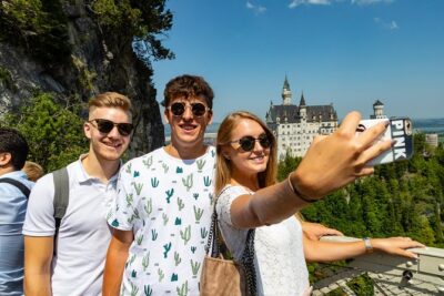 Neuschwanstein & Linderhof Castle-Fairytale Day Tour from Munich