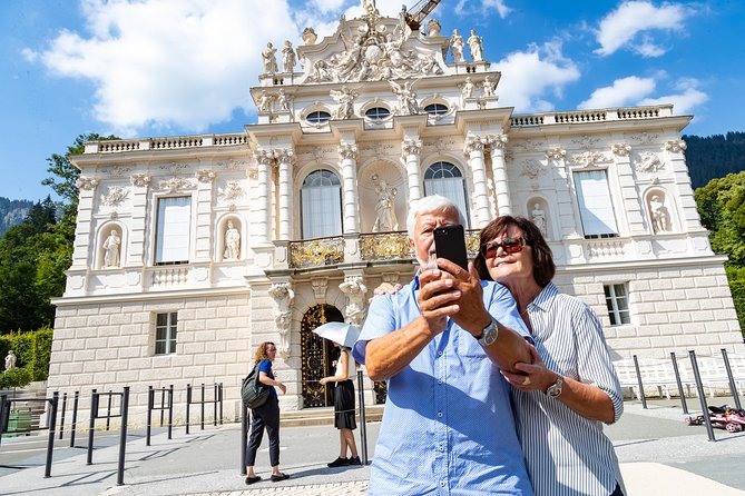 Neuschwanstein & Linderhof Castle-Fairytale Day Tour from Munich - Reaching Neuschwanstein: allow time for the hill